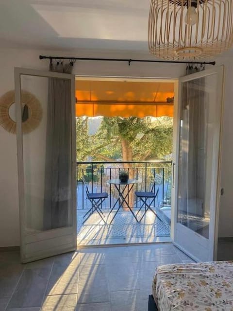 Studio les fontaines Apartment in Gréoux-les-Bains