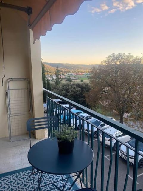 Studio les fontaines Apartment in Gréoux-les-Bains