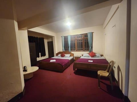 Bed, Photo of the whole room, towels