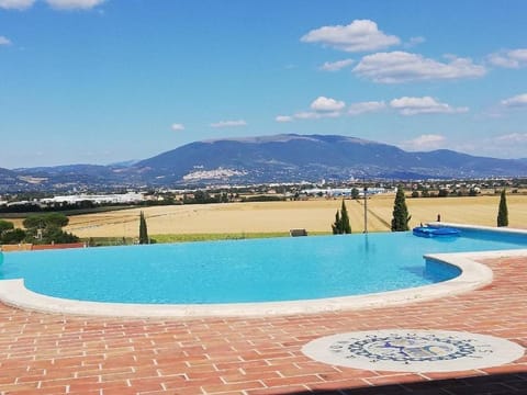 Nearby landmark, Day, Natural landscape, Mountain view, Pool view, Swimming pool