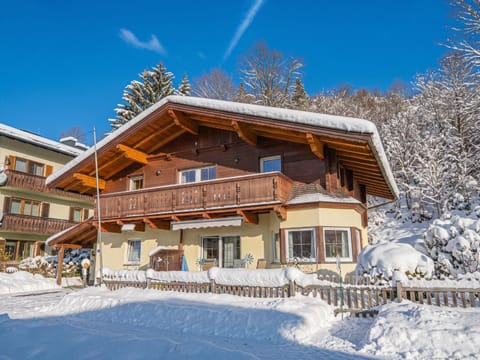 Property building, Winter