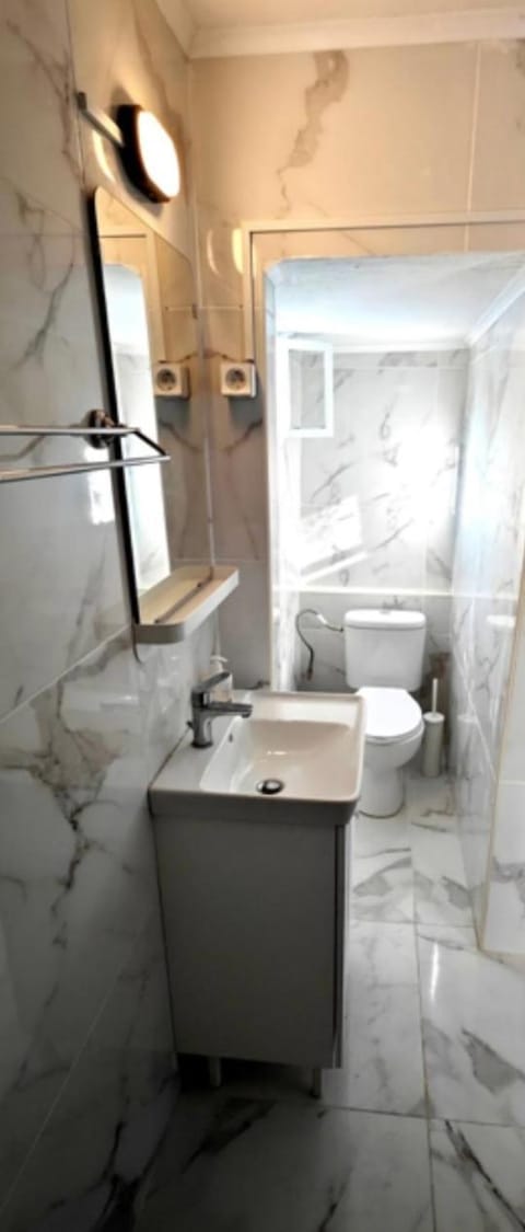 阳光与星空 Time Travel Apartment in Athens