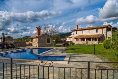 Facade/entrance, Pool view, Swimming pool, Inner courtyard view, Parking