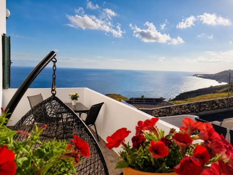 View (from property/room), Balcony/Terrace, City view, Mountain view, Sea view, Breakfast