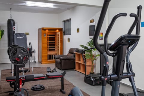 Fitness centre/facilities, Decorative detail