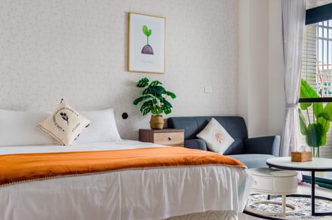 Bed, Bedroom
