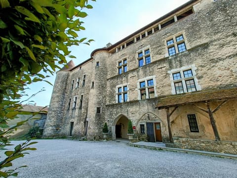 Facade/entrance, View (from property/room), Inner courtyard view