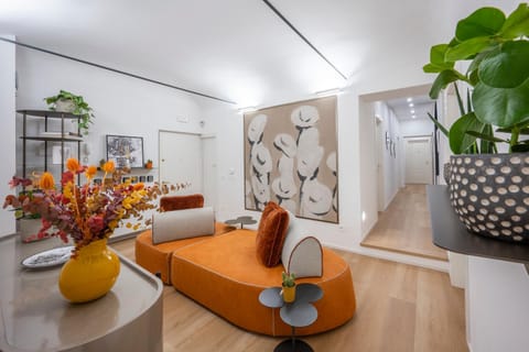 Lobby or reception, Decorative detail