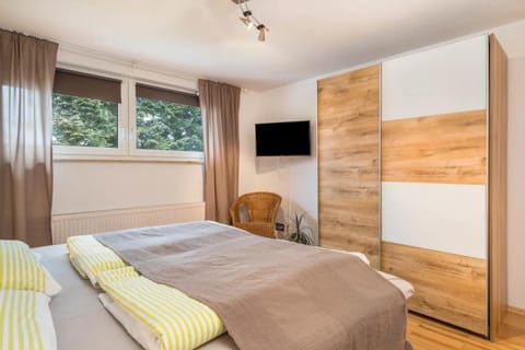 TV and multimedia, Bedroom