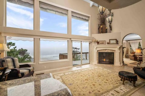 Luxury Ocean Escape House in Lincoln City