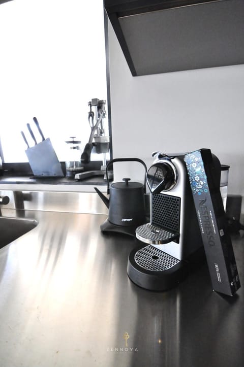 Coffee/tea facilities, Kitchen or kitchenette