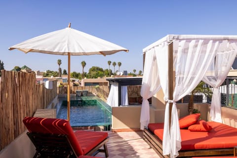 Patio, Day, Natural landscape, View (from property/room), Balcony/Terrace, Pool view, Swimming pool, sunbed