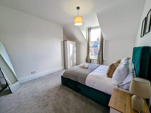 Charming 3-Bedroom Home in Sunderland House in Sunderland