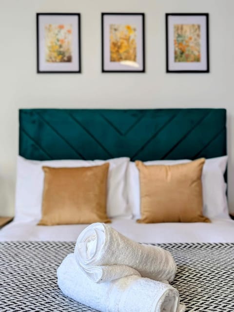 Charming 3-Bedroom Home in Sunderland House in Sunderland