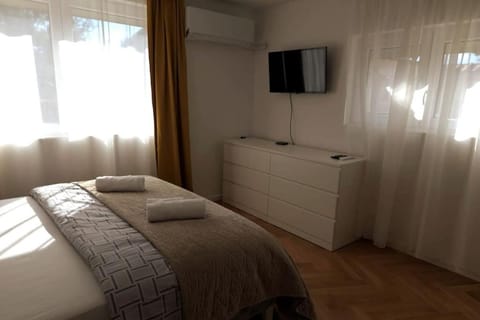 Bed, TV and multimedia