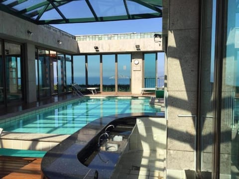 Pool view, Swimming pool, sunbed