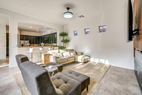 Relax Poolside! Home 6 Mi to Camelback Ranch House in Litchfield Park