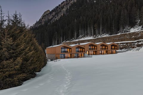 Property building, Winter