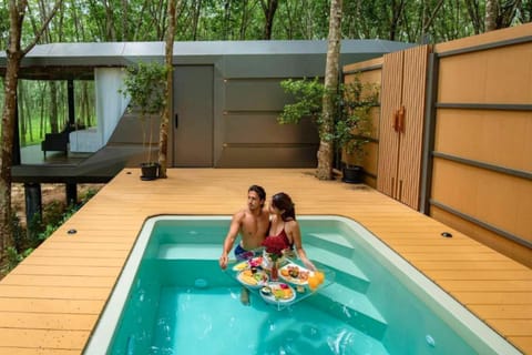 People, Pool view