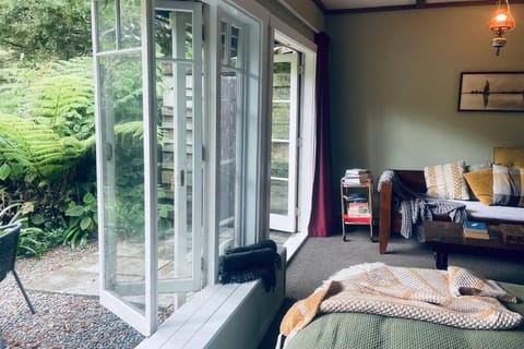 Matakana Waterfall Hideaway Bed and Breakfast in Auckland Region