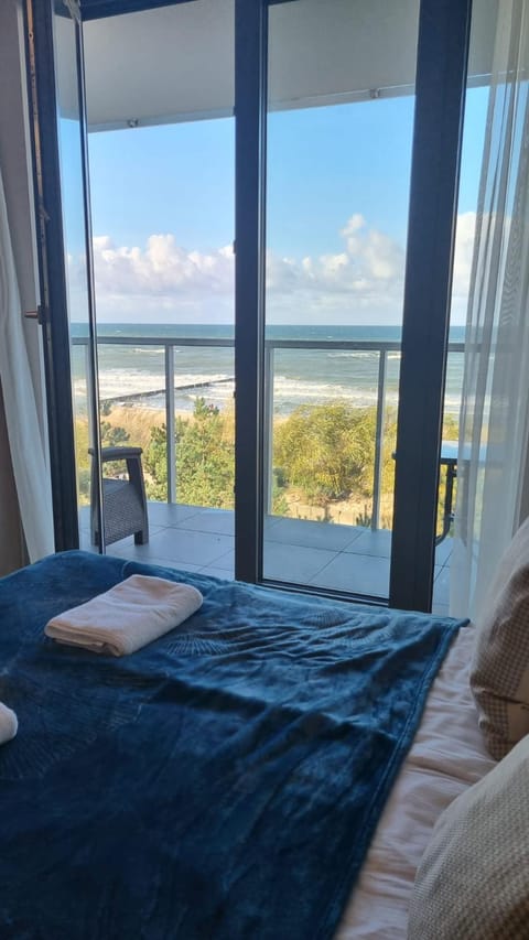 Bed, View (from property/room), Photo of the whole room, Sea view