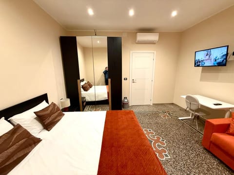 Casa B&B Paganini -Book the entire house with 2 bedrooms Bed and Breakfast in Savona