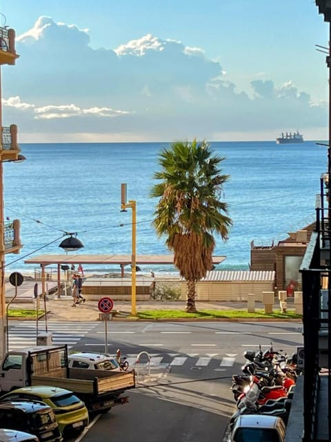 Casa B&B Paganini -Book the entire house with 2 bedrooms Bed and Breakfast in Savona