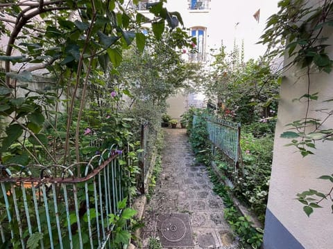 Le Terracotta - T2 Design - Métro, RER & Jardin Apartment in Vincennes