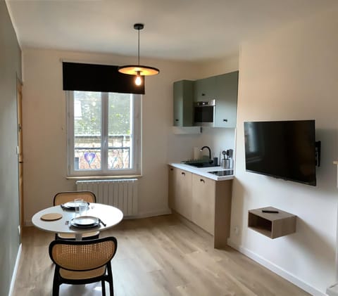 L'Echappée Polletaise Central Typique Wifi Apartment in Dieppe