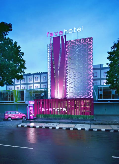 Facade/entrance, Facade/entrance