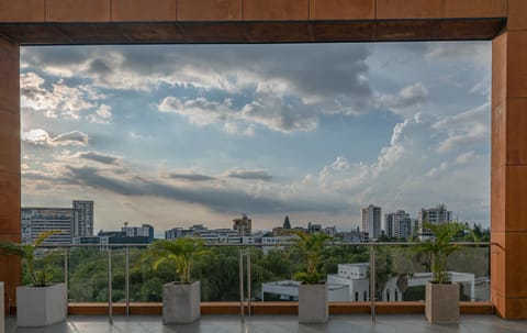 Day, View (from property/room), Balcony/Terrace, City view