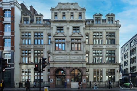Property building, Facade/entrance