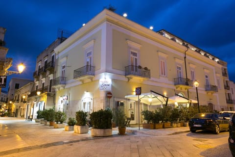 Property building, Night