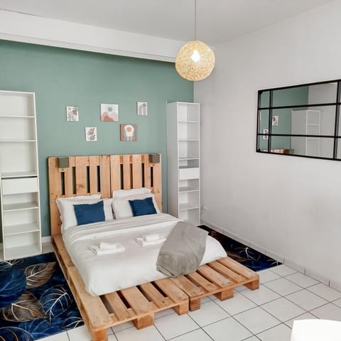 Bed, Bedroom