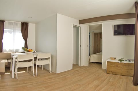 Holiday Mobile Homes Park Riviera Campground/ 
RV Resort in Istria County