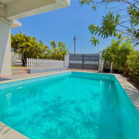 Day, Pool view, Swimming pool