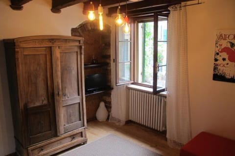 L'Affresco, rural house in Valpolicella Courtyard House in Veneto