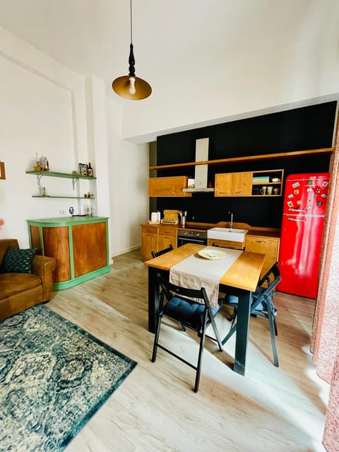 Kitchen or kitchenette, Living room, Dining area
