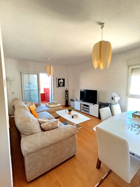 TV and multimedia, Living room, Dining area