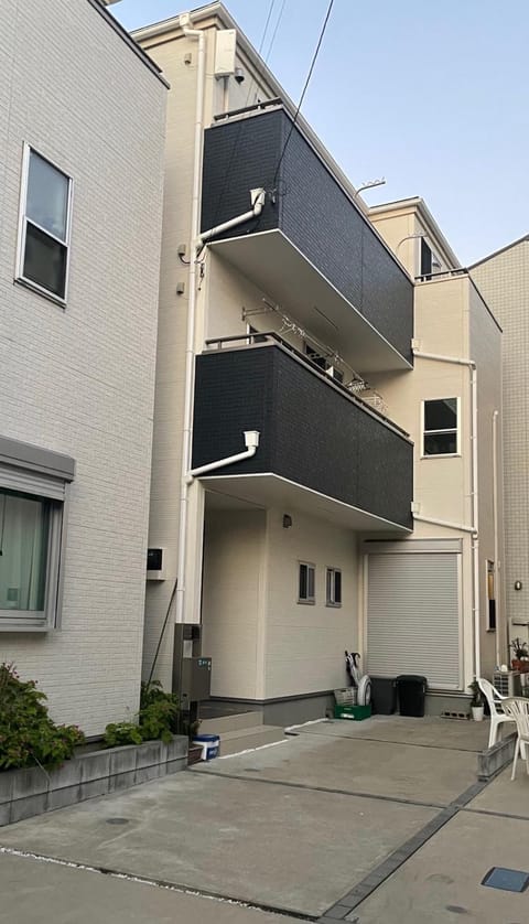Property building, Balcony/Terrace