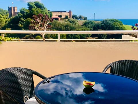 Nearby landmark, Natural landscape, View (from property/room), Balcony/Terrace, Landmark view, Landmark view, Sea view