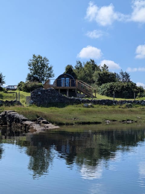 Robins Nest Pod Nature lodge in Scotland
