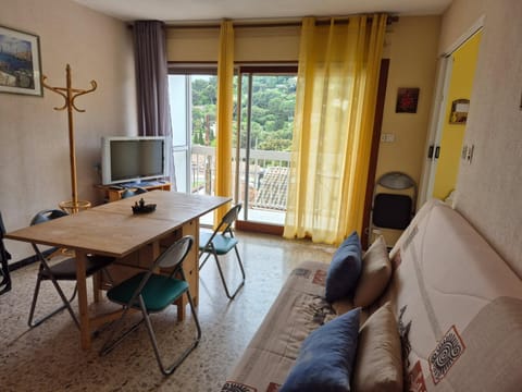 Appartement studio Fabregas vue mer Apartment in La Seyne-sur-Mer