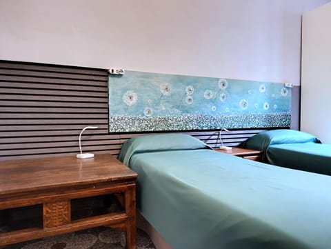 Central nice-three-room apartment with 2 bathrooms Apartment in Turin