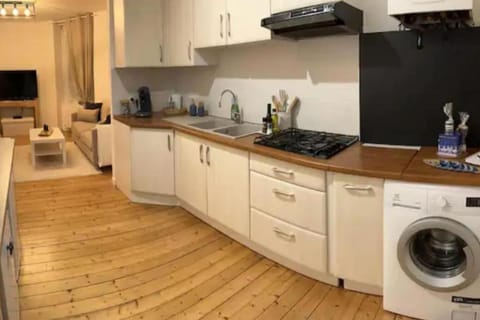 L'Escale Marine Apartment in Dinard