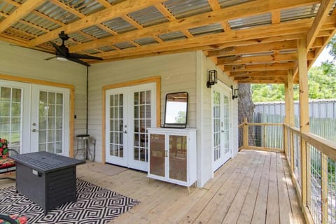 The Bluebonnet Belle - newly redone near downtown House in Brenham