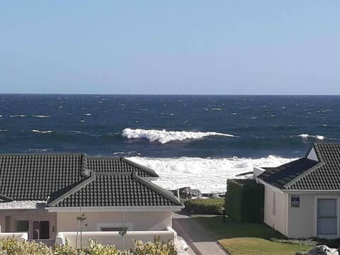 24 Whale Rock Estate Apartment in Hermanus
