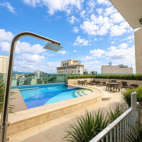 Day, Pool view, Swimming pool, sunbed