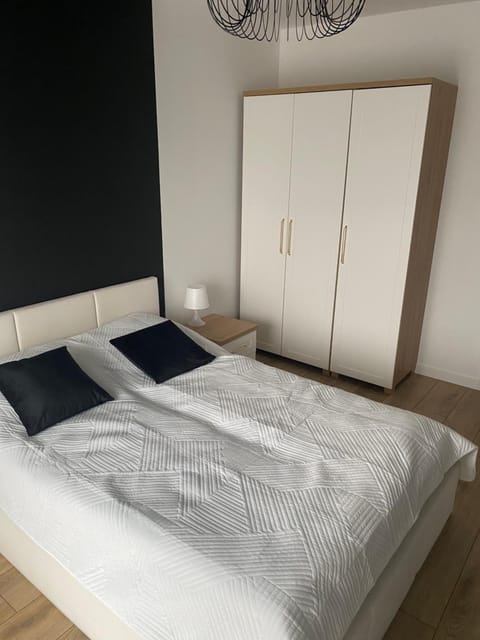 Black & White Dziwnów Apartment in West Pomeranian Voivodeship, Poland