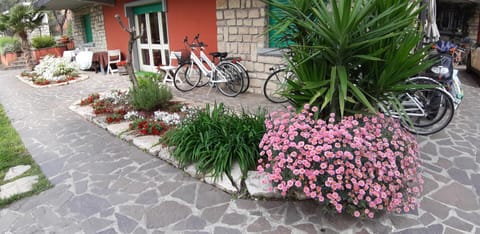 Villa Leilani B&B Bed and Breakfast in Province of Brescia
